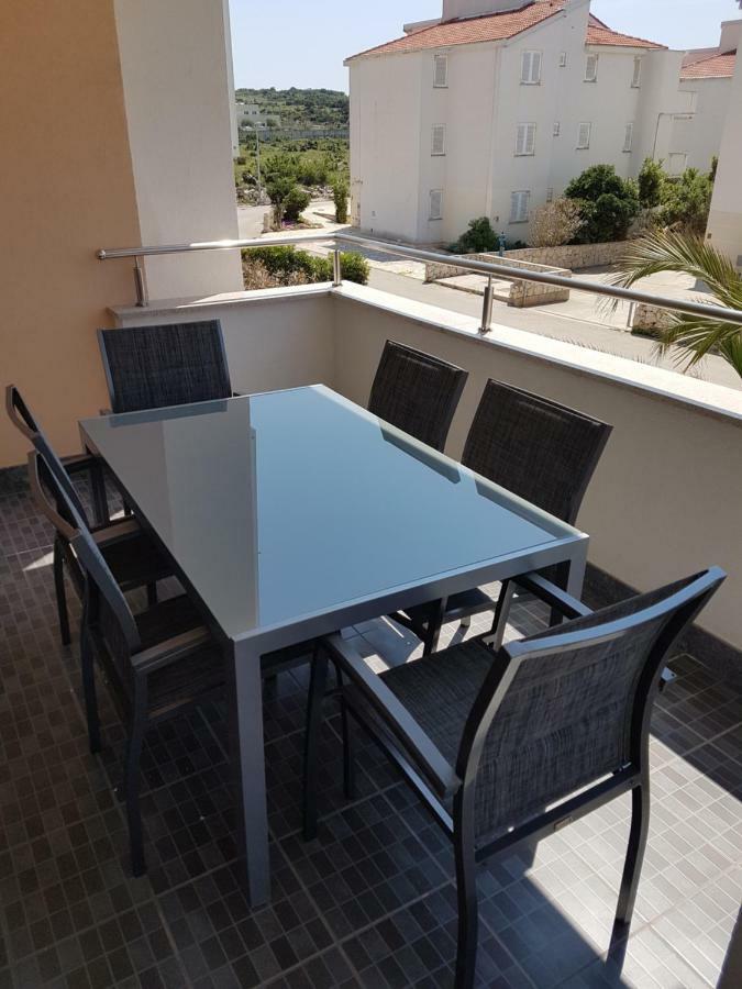 Apartment Novalja 4+2 Kültér fotó