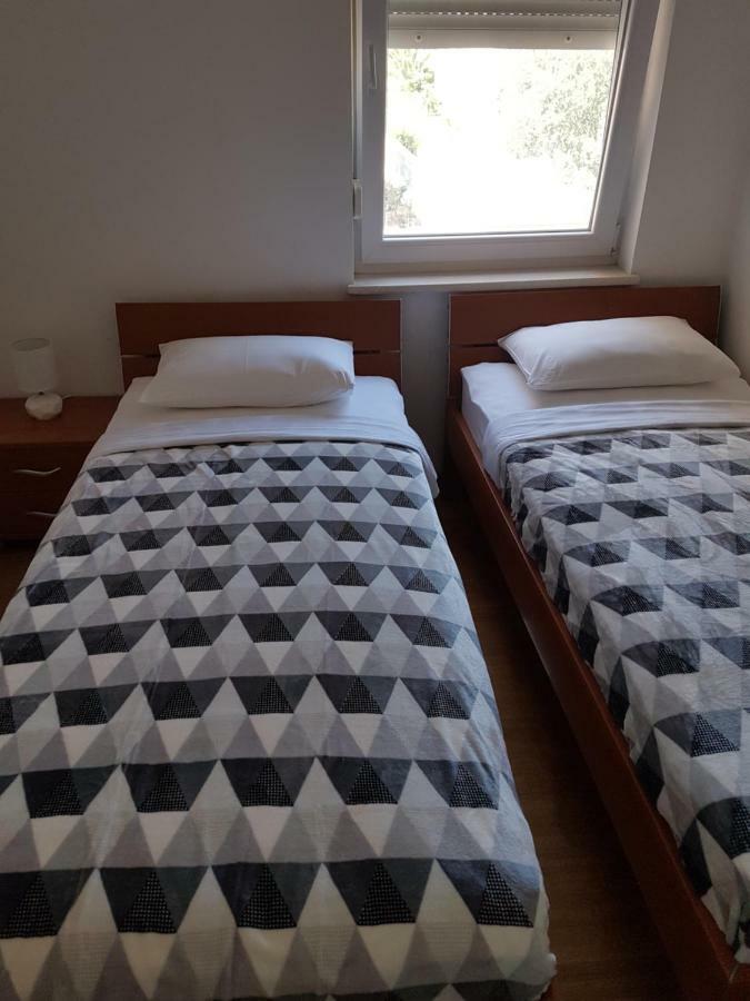 Apartment Novalja 4+2 Kültér fotó